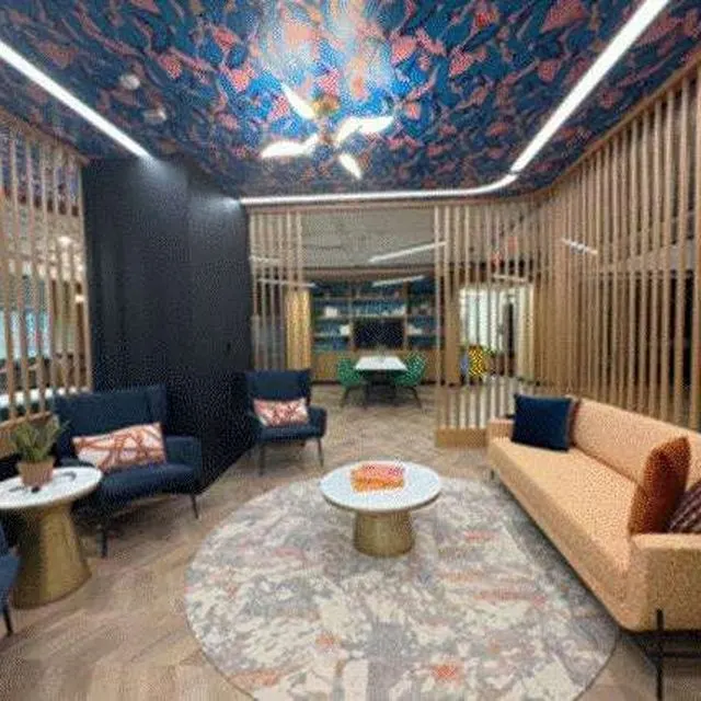 Townhall amenity floor, lounge