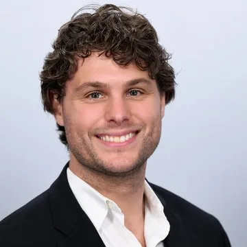 Connor Davis